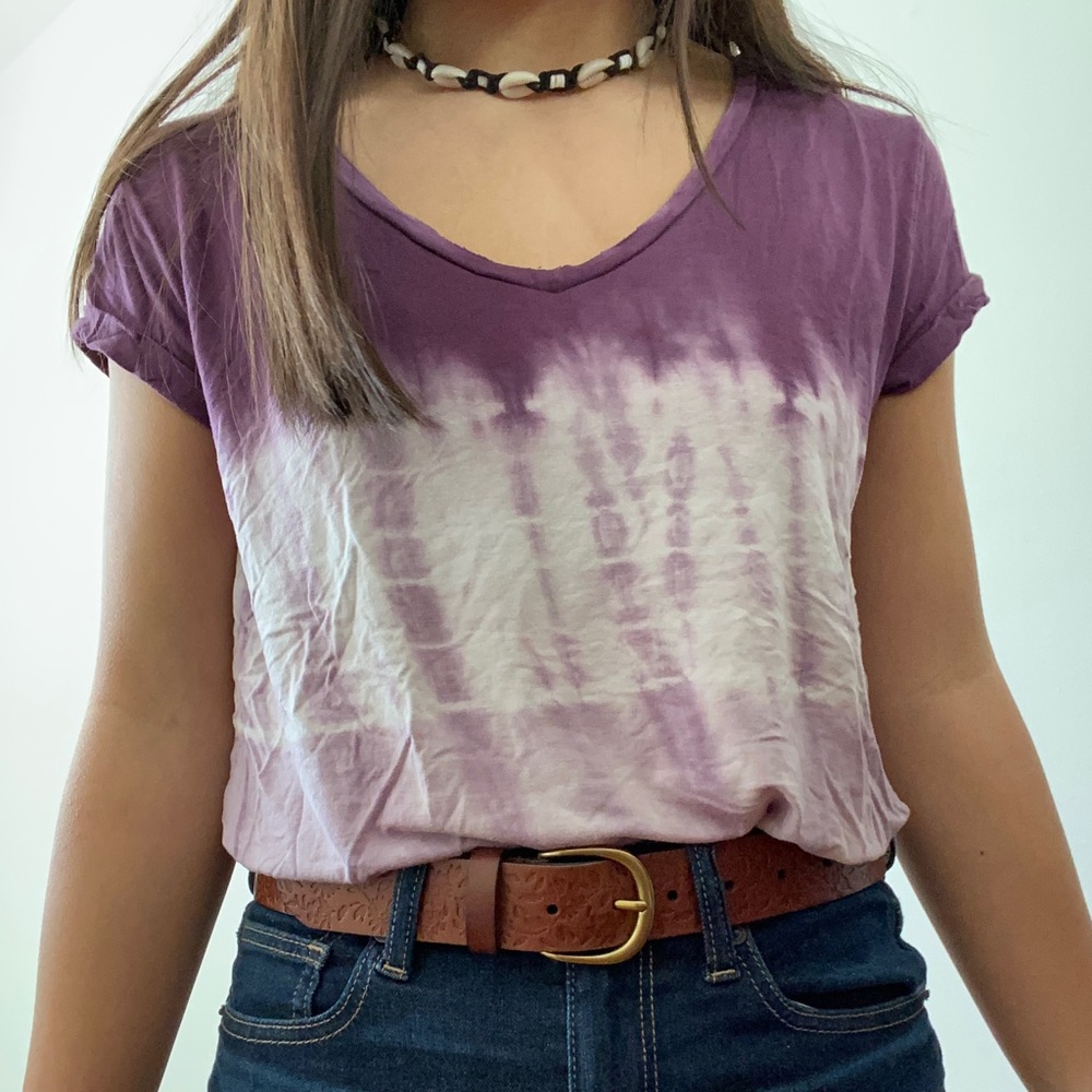 American Eagle purple tie dye shirt